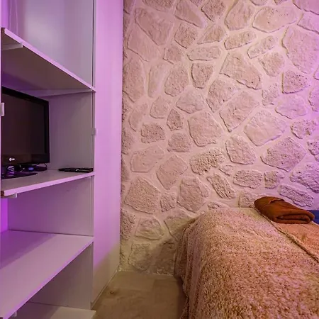 At Place Bastille Near Metro And Maris Modern Comfort In The Heart Of Parisian History * Parigi