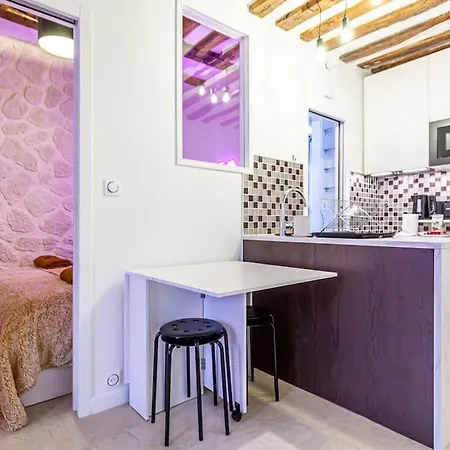 Apartamento At Place Bastille Near Metro And Maris Modern Comfort In The Heart Of Parisian History *