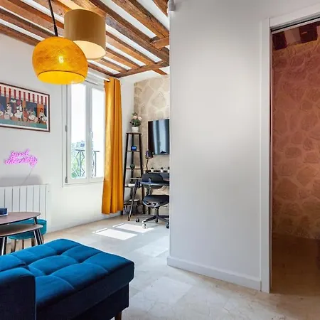 Apartamento At Place Bastille Near Metro And Maris Modern Comfort In The Heart Of Parisian History París